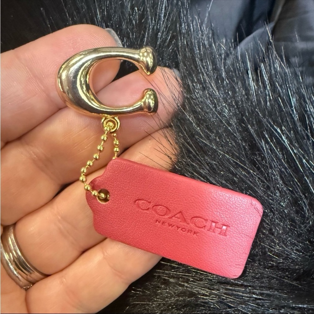 COACH “C” Charm Gold Tone Logo AND Leather Bag Tag with ball chain - Picture 5 of 8